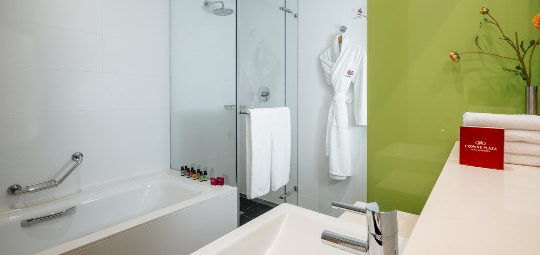 Baño de la habitación estándar