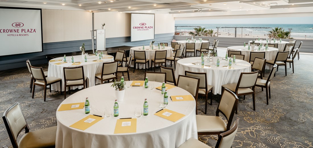 Sala de reuniones del Hotel Crowne Plaza Tel Aviv