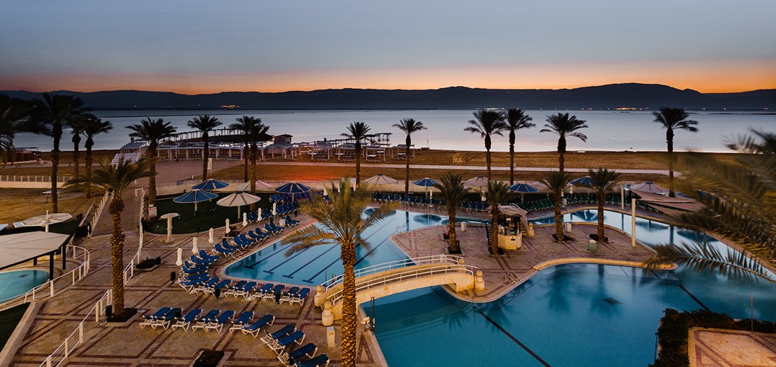 Piscina del Hotel VERT Mar Muerto